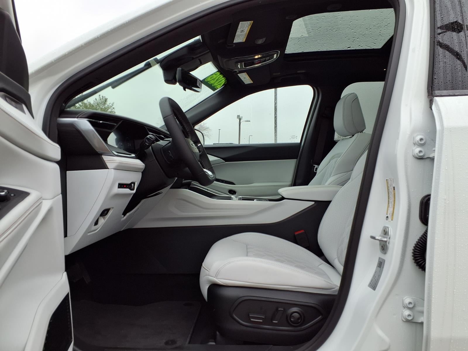 2026 Jeep Cherokee Overland