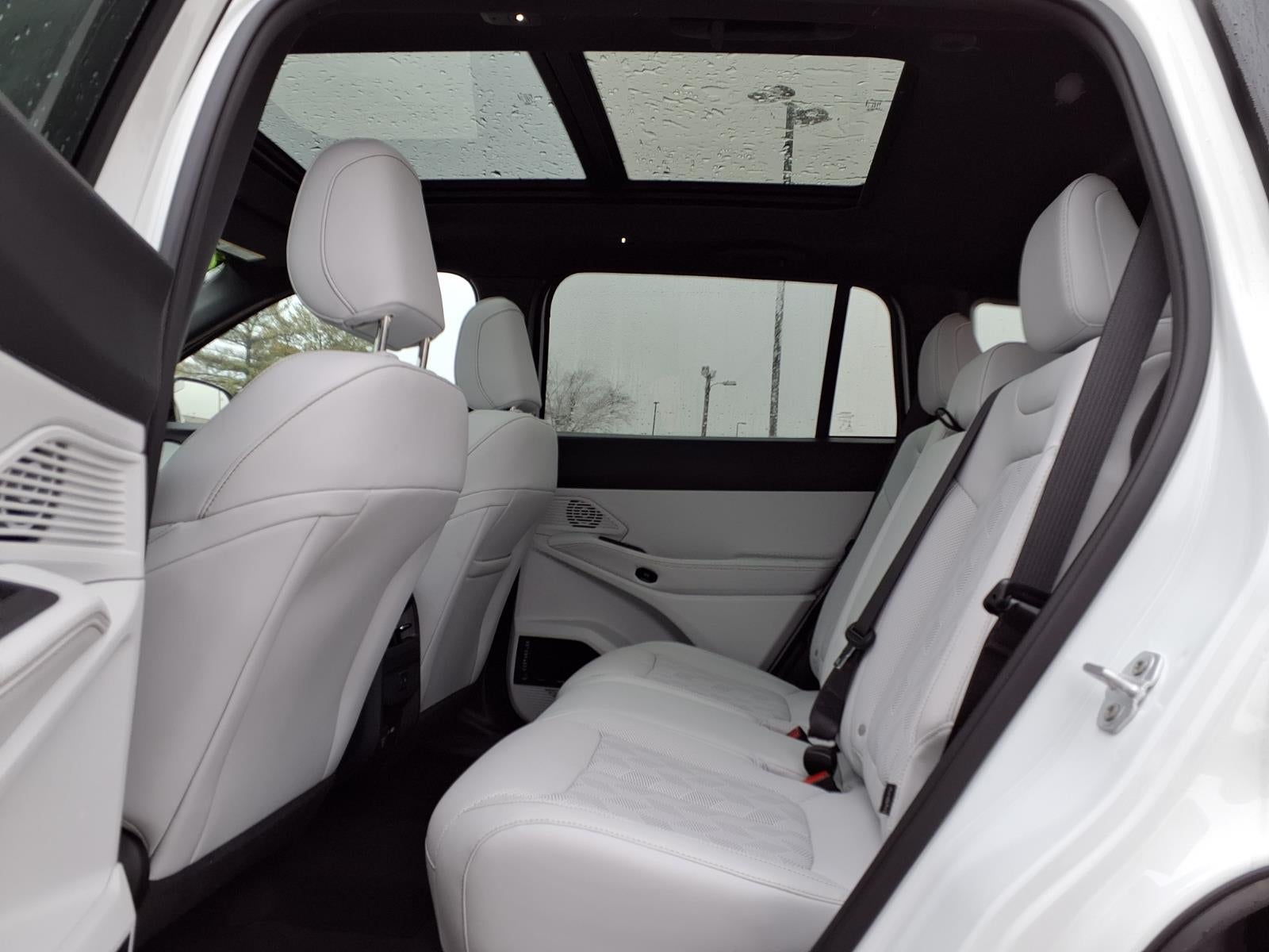 2026 Jeep Cherokee Overland