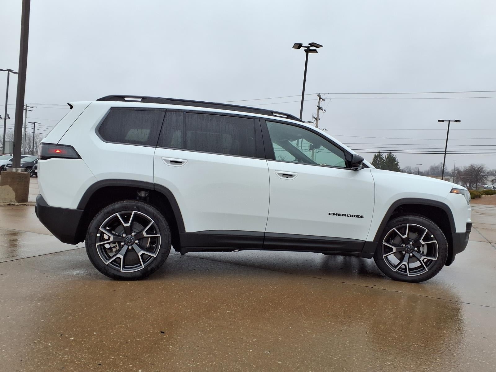 2026 Jeep Cherokee Overland