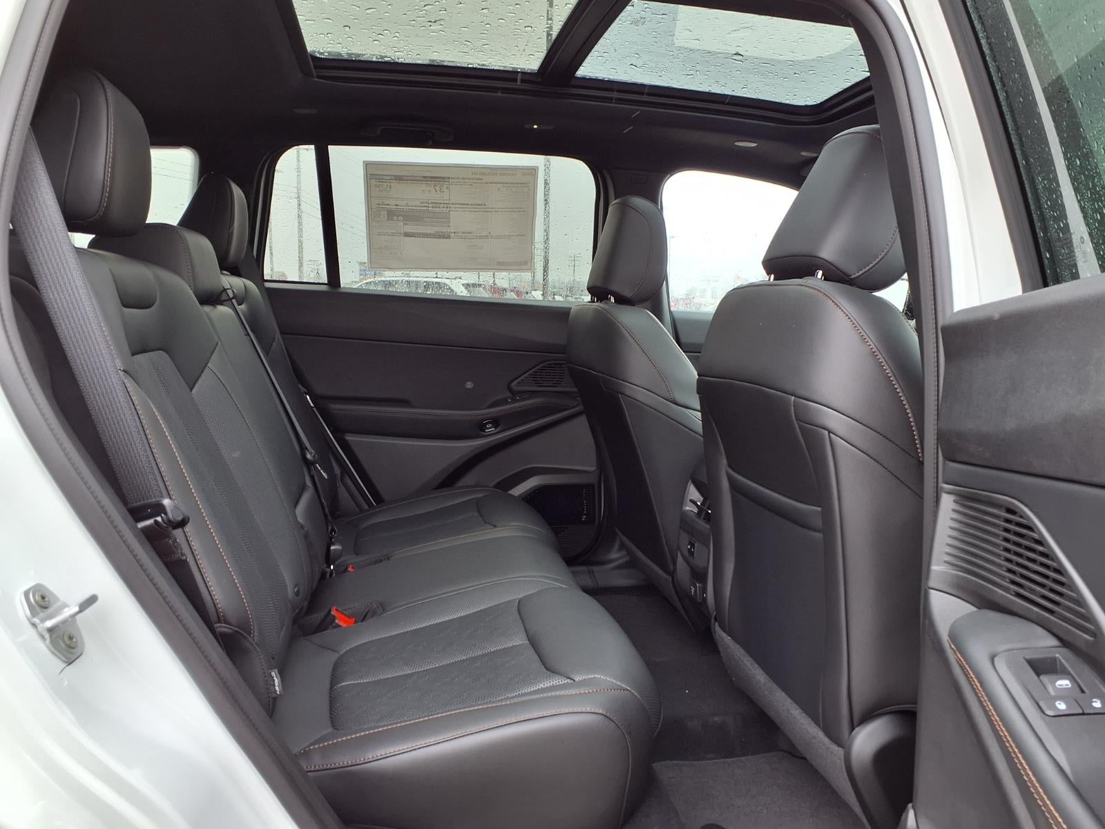 2026 Jeep Cherokee Overland