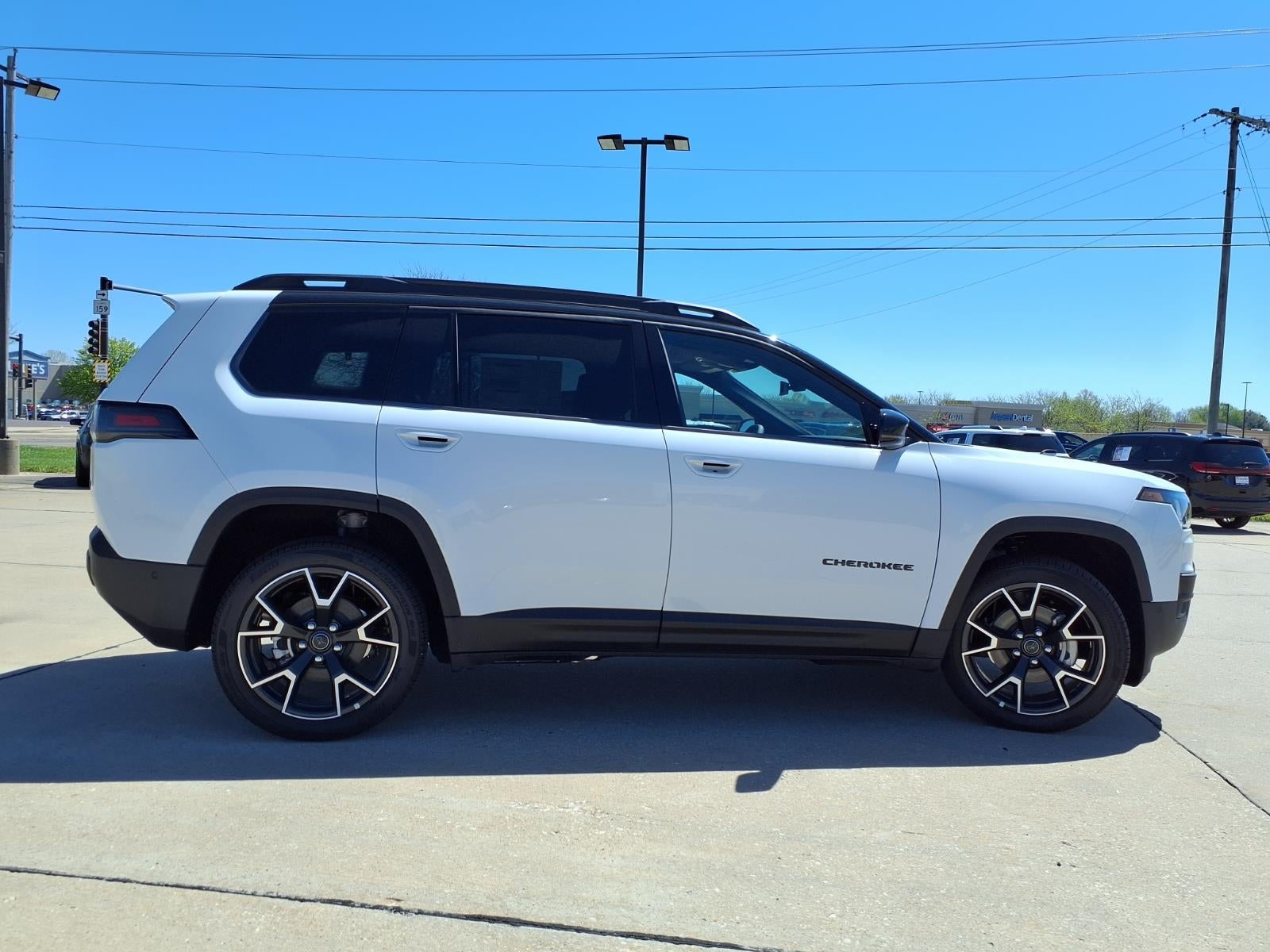2026 Jeep Cherokee Overland