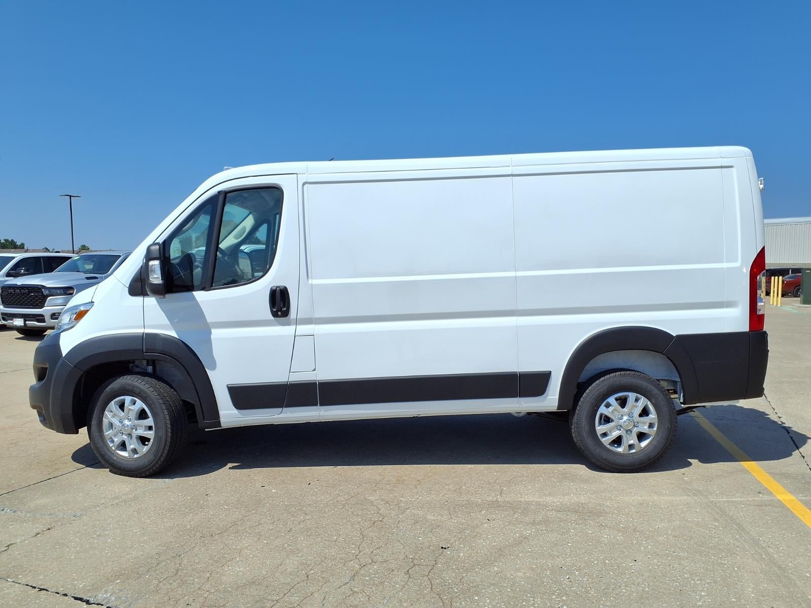 2026 RAM ProMaster 1500 Low Roof