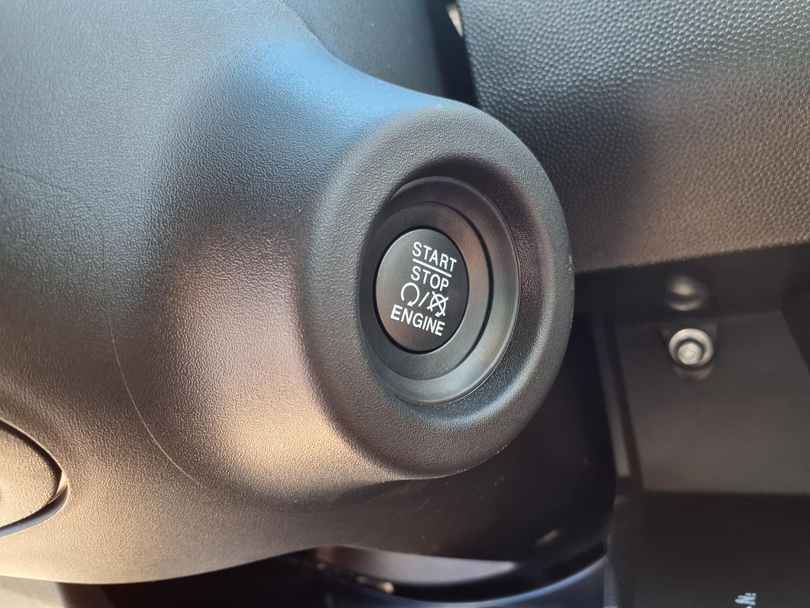 2027 RAM ProMaster 1500 Low Roof
