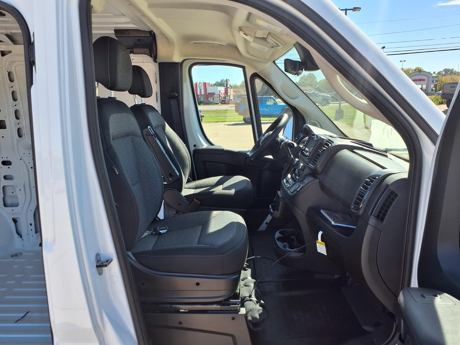 2027 RAM ProMaster 1500 Low Roof