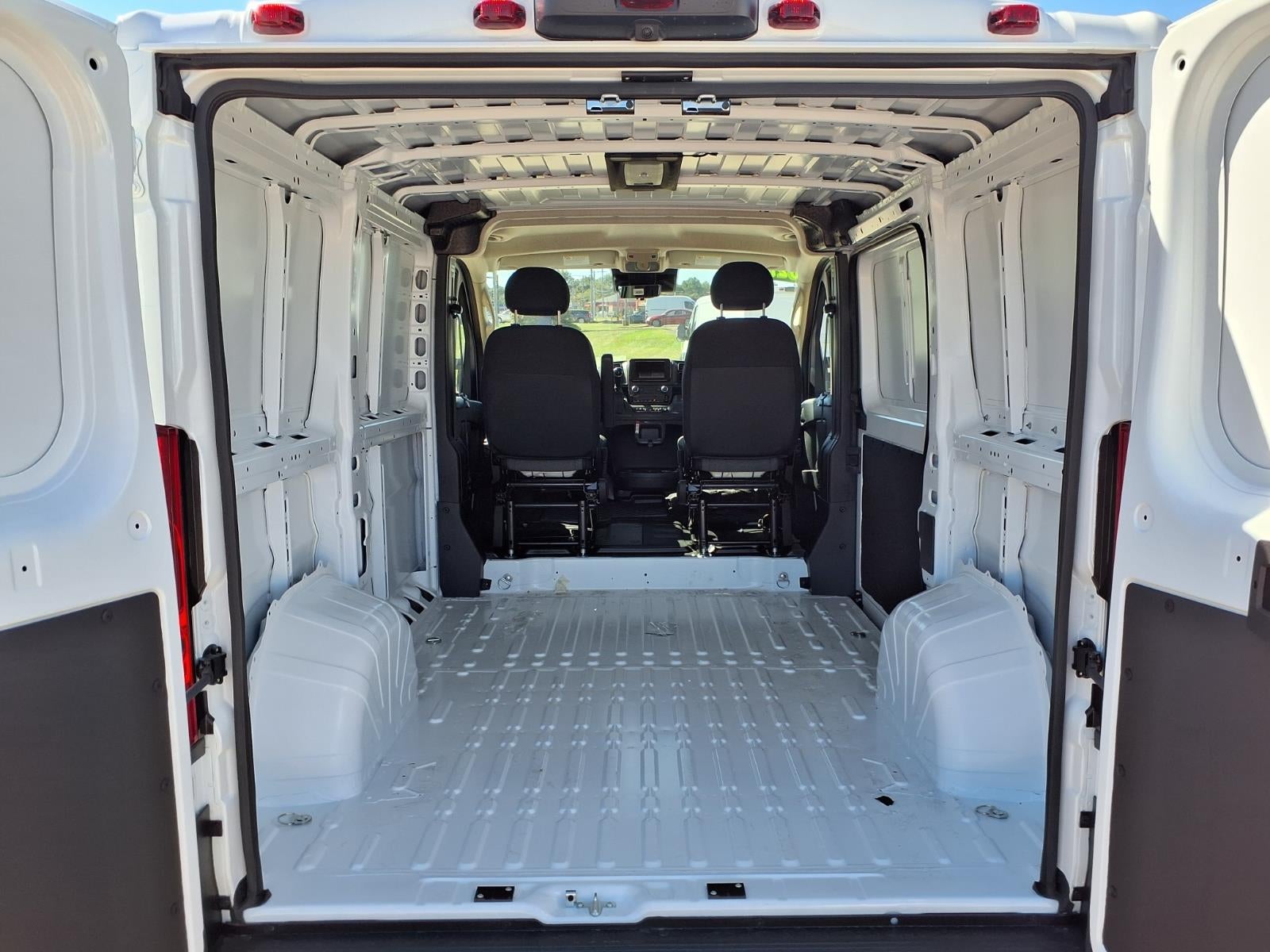 2027 RAM ProMaster 1500 Low Roof