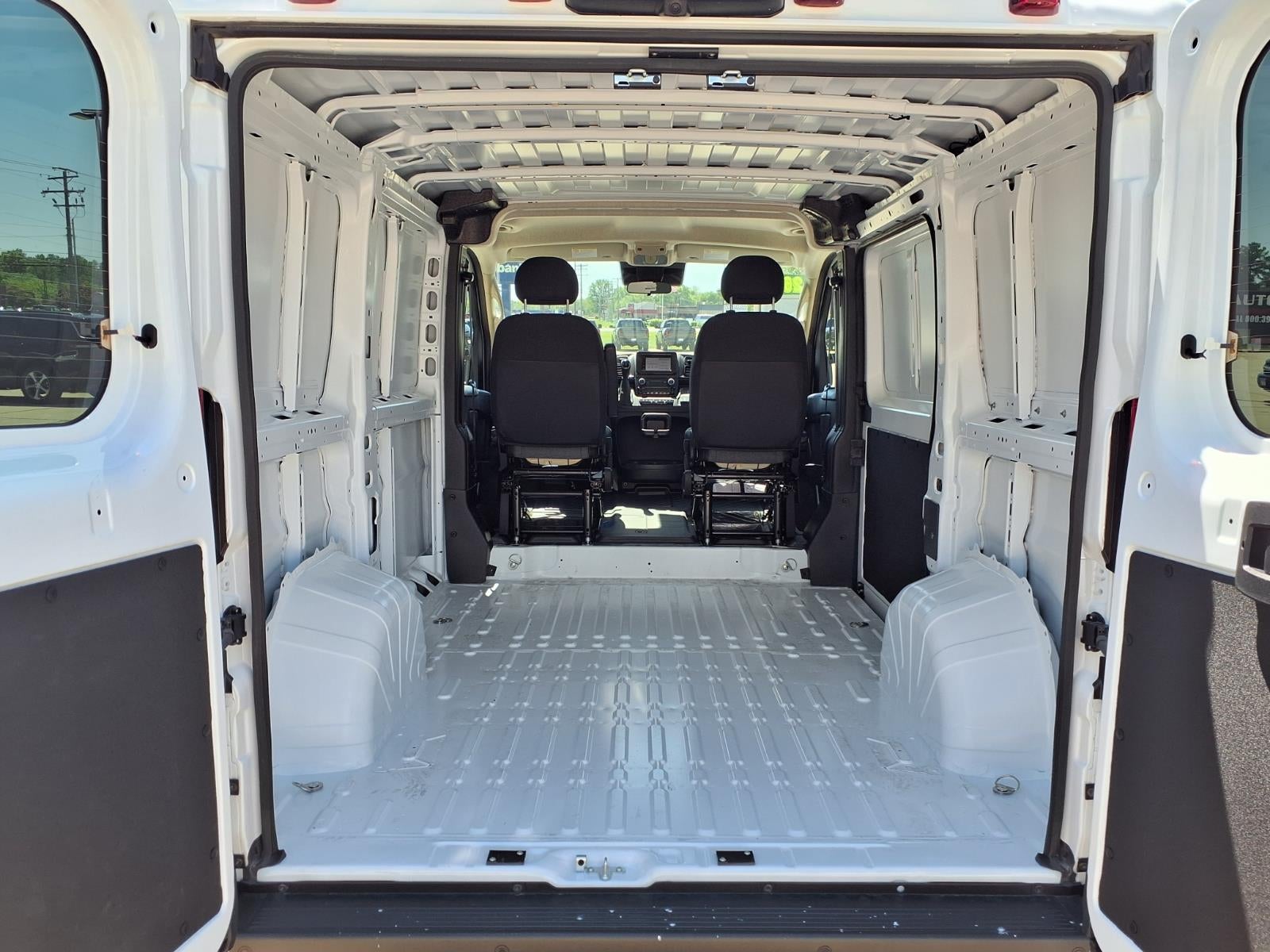 2026 RAM ProMaster 1500 Low Roof