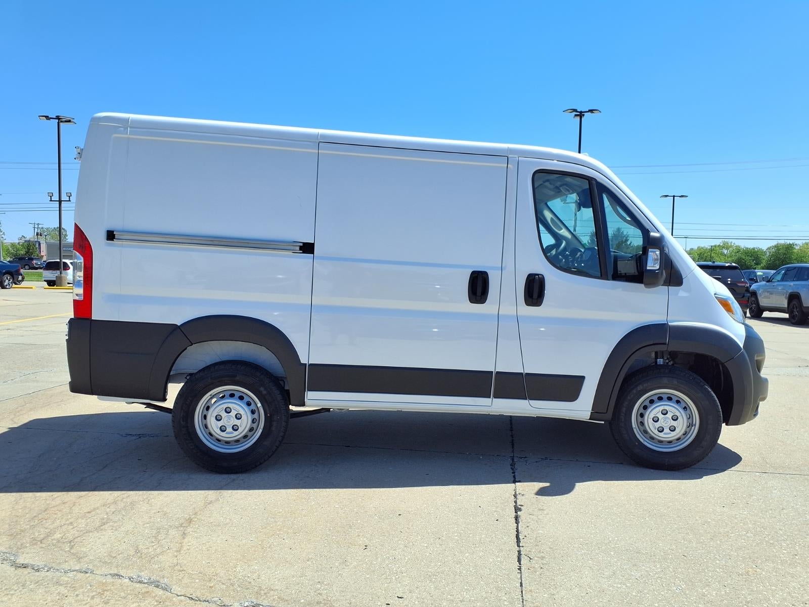 2026 RAM ProMaster 1500 Low Roof
