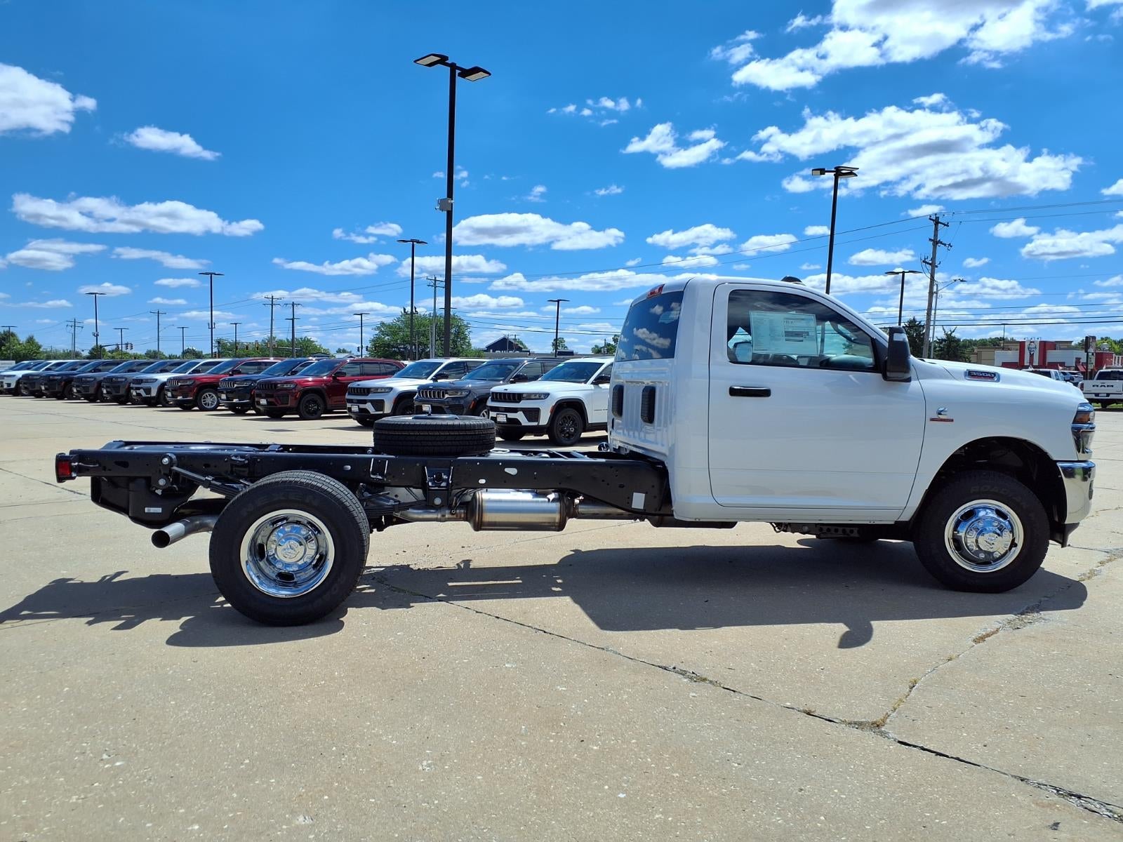 2026 RAM 3500 Tradesman 167.5 WB