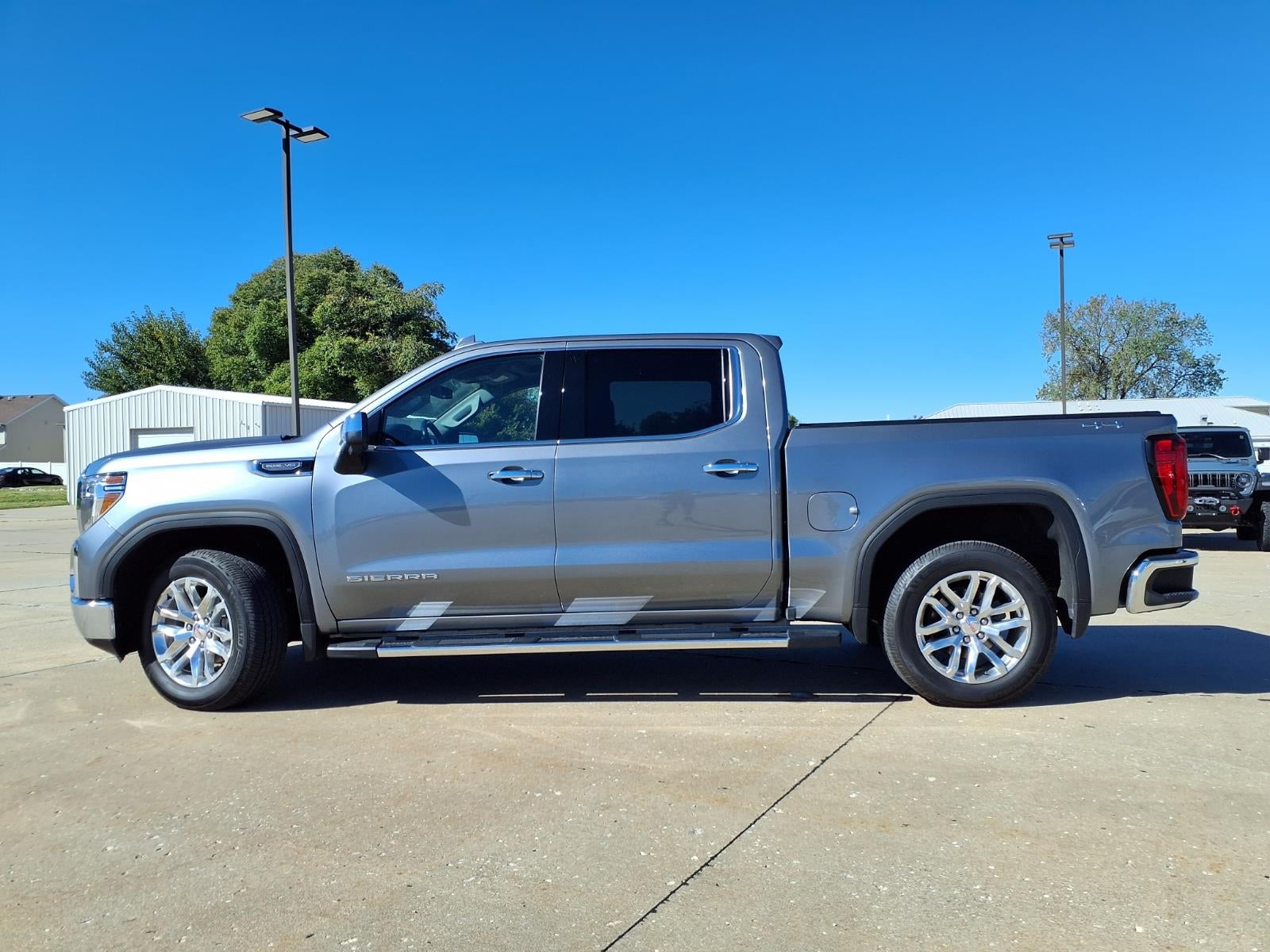 2021 GMC Sierra 1500 SLT
