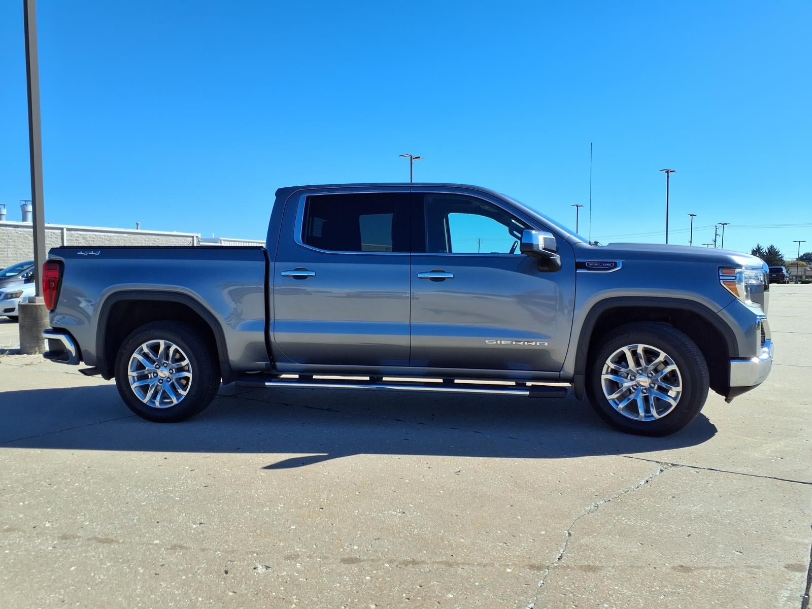 2021 GMC Sierra 1500 SLT