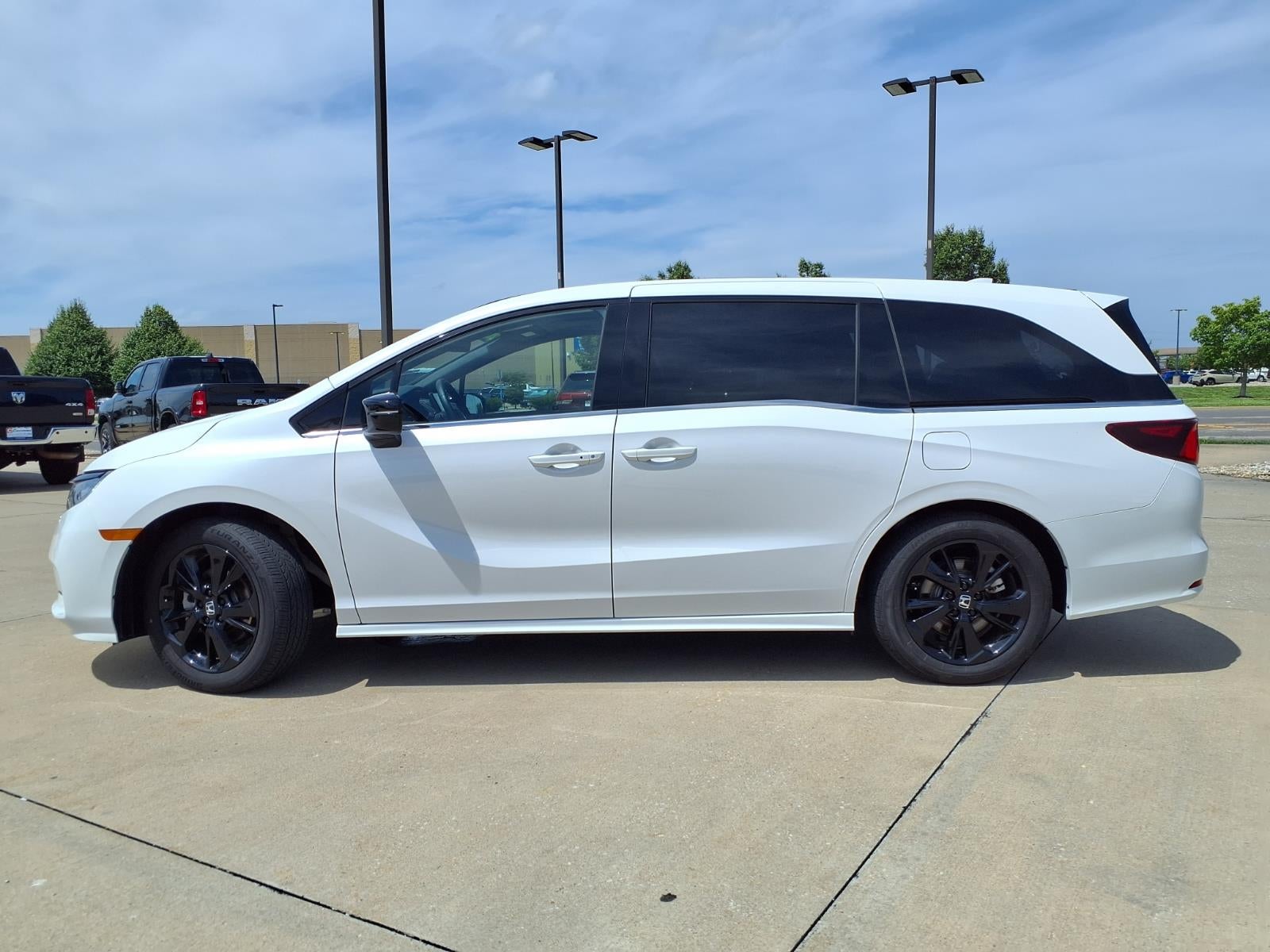 2024 Honda Odyssey Sport