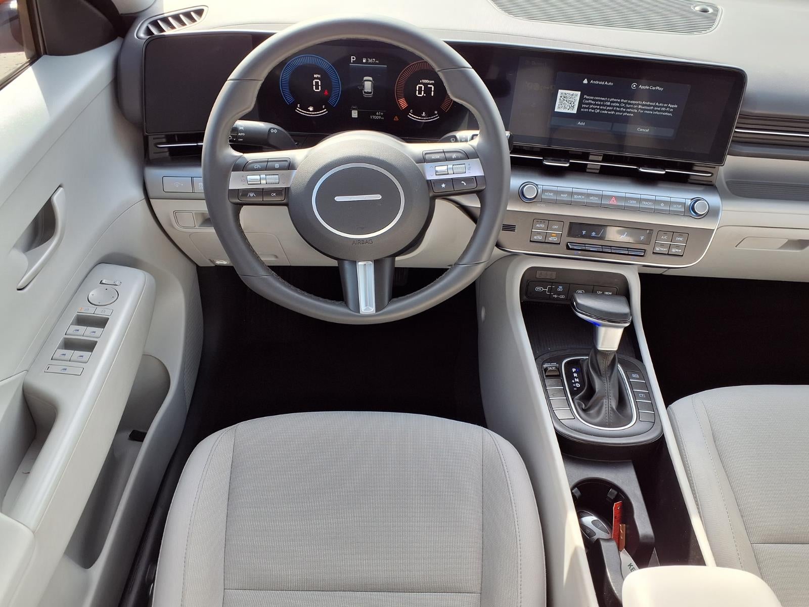 2025 Hyundai KONA SEL