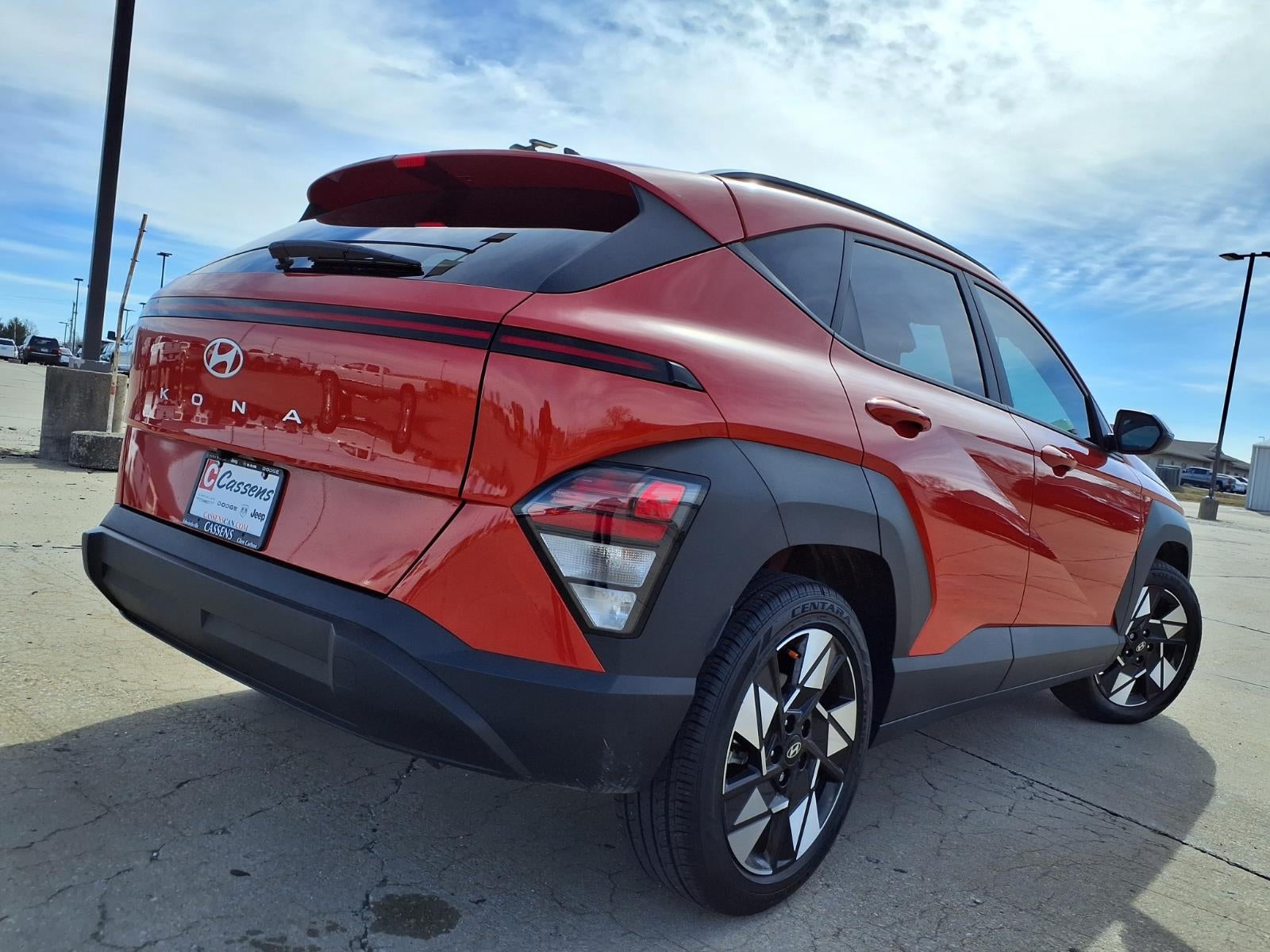2025 Hyundai KONA SEL