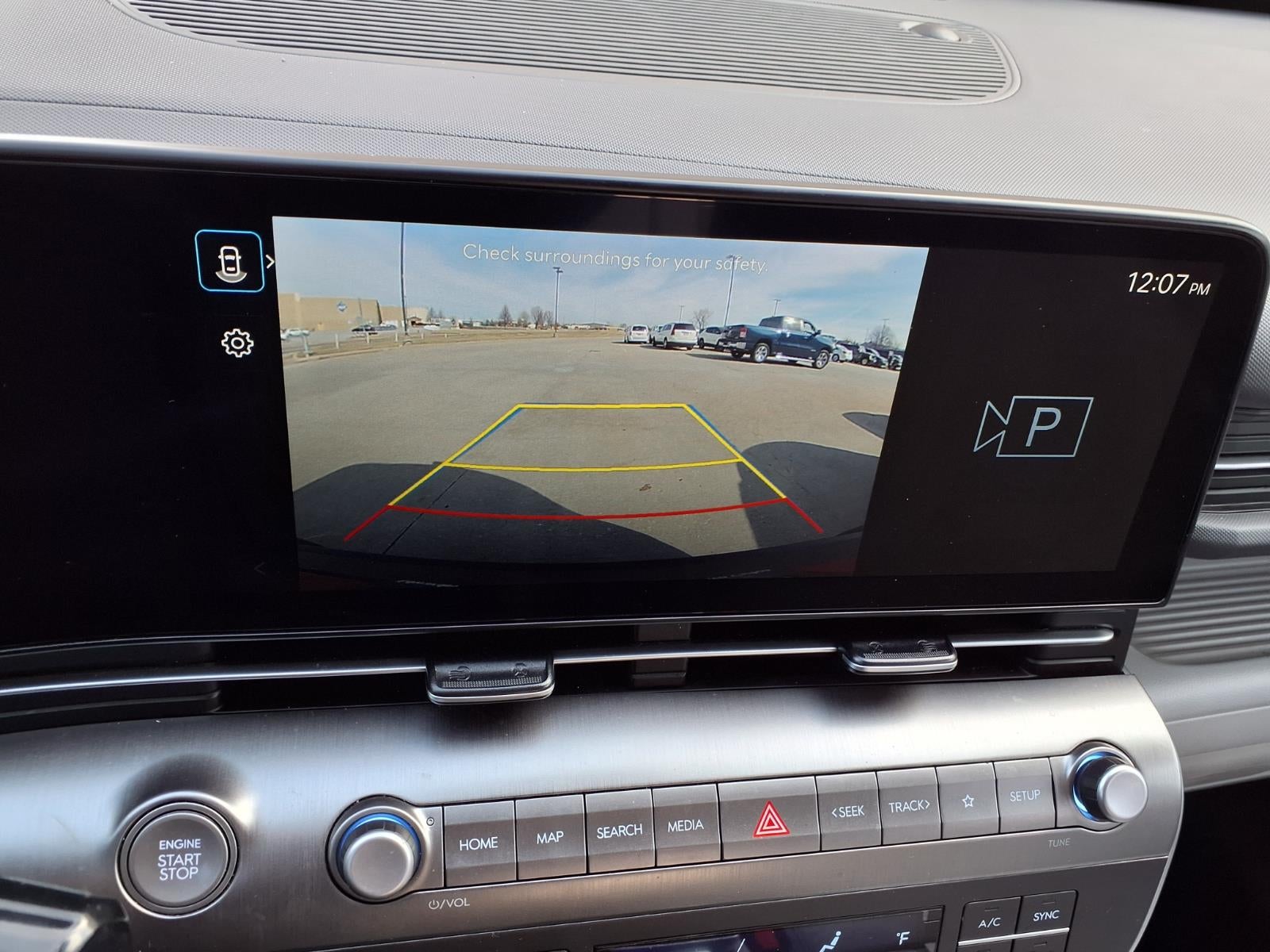 2025 Hyundai KONA SEL