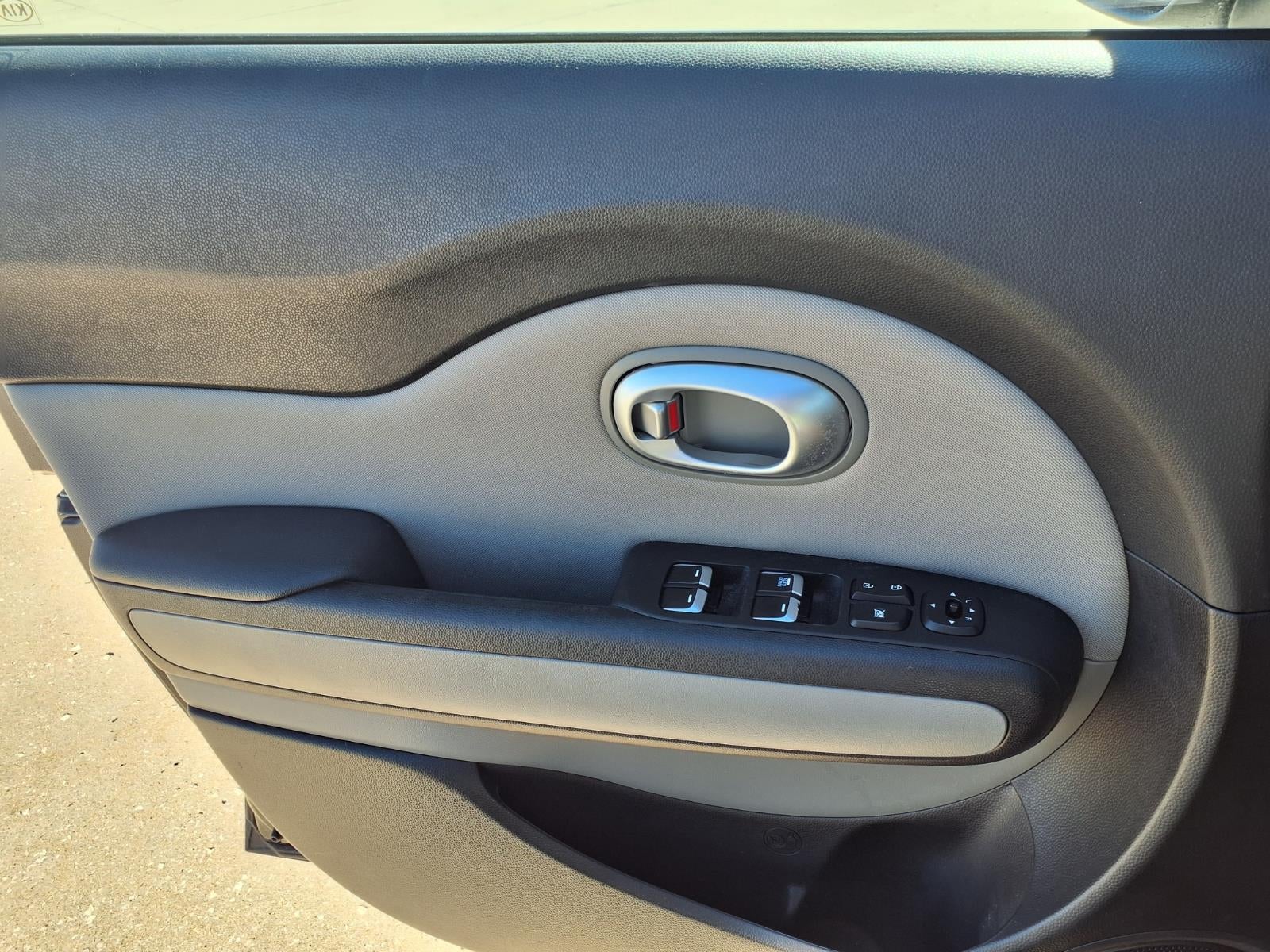 2017 Kia Soul Base