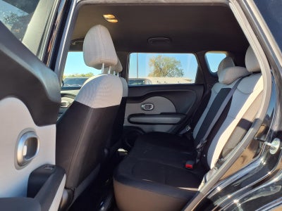 2017 Kia Soul Base