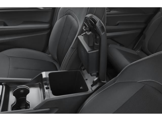 2027 Jeep Grand Cherokee Laredo